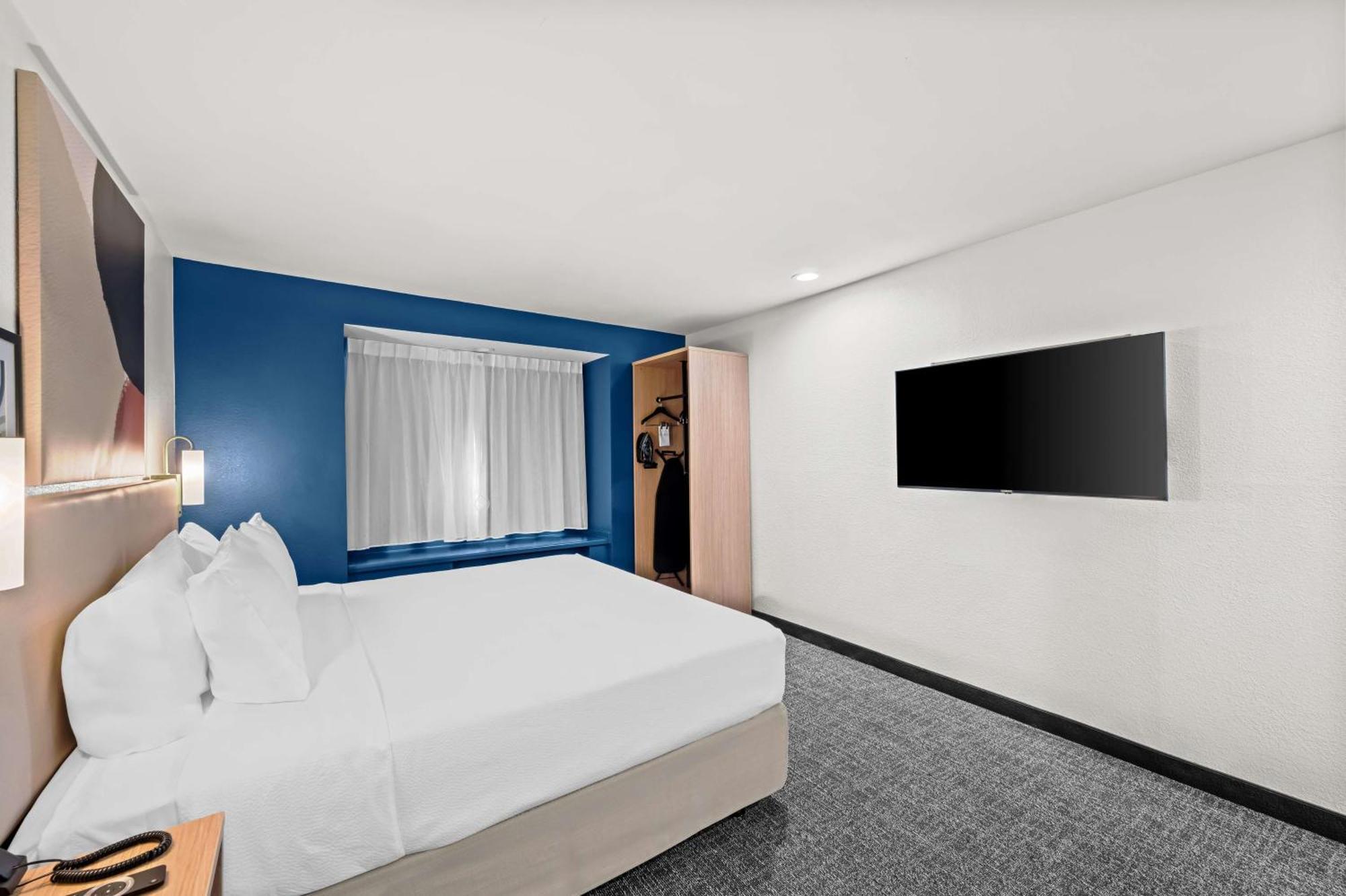 Spark By Hilton Sterling Dulles Airport Exterior foto