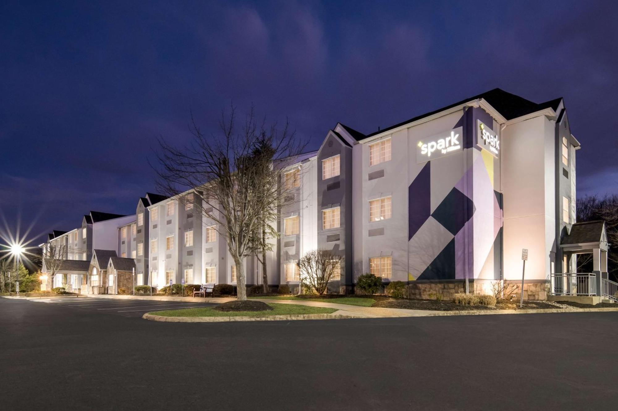Spark By Hilton Sterling Dulles Airport Exterior foto
